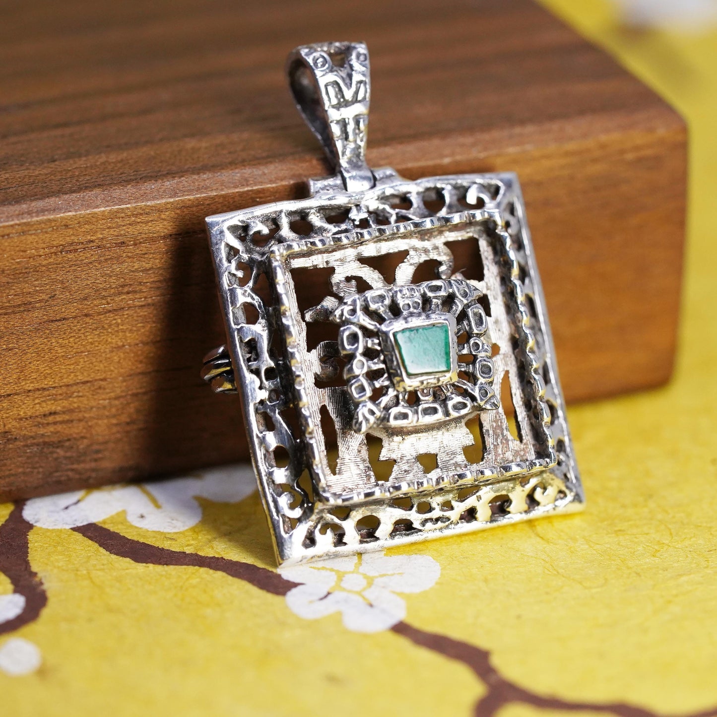Taxco Mexico 925 Sterling Silver Green Stone Pendant Brooch Aztec Mayan Jewelry