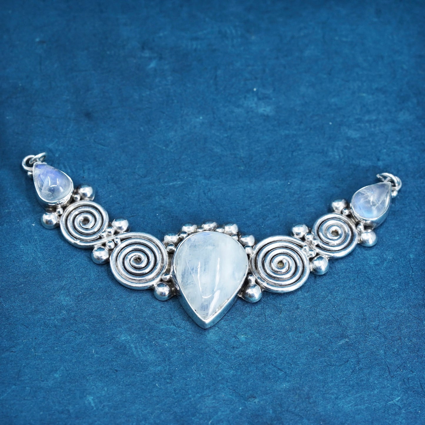 Vintage Sterling 925 silver handmade pendant with teardrop moonstone