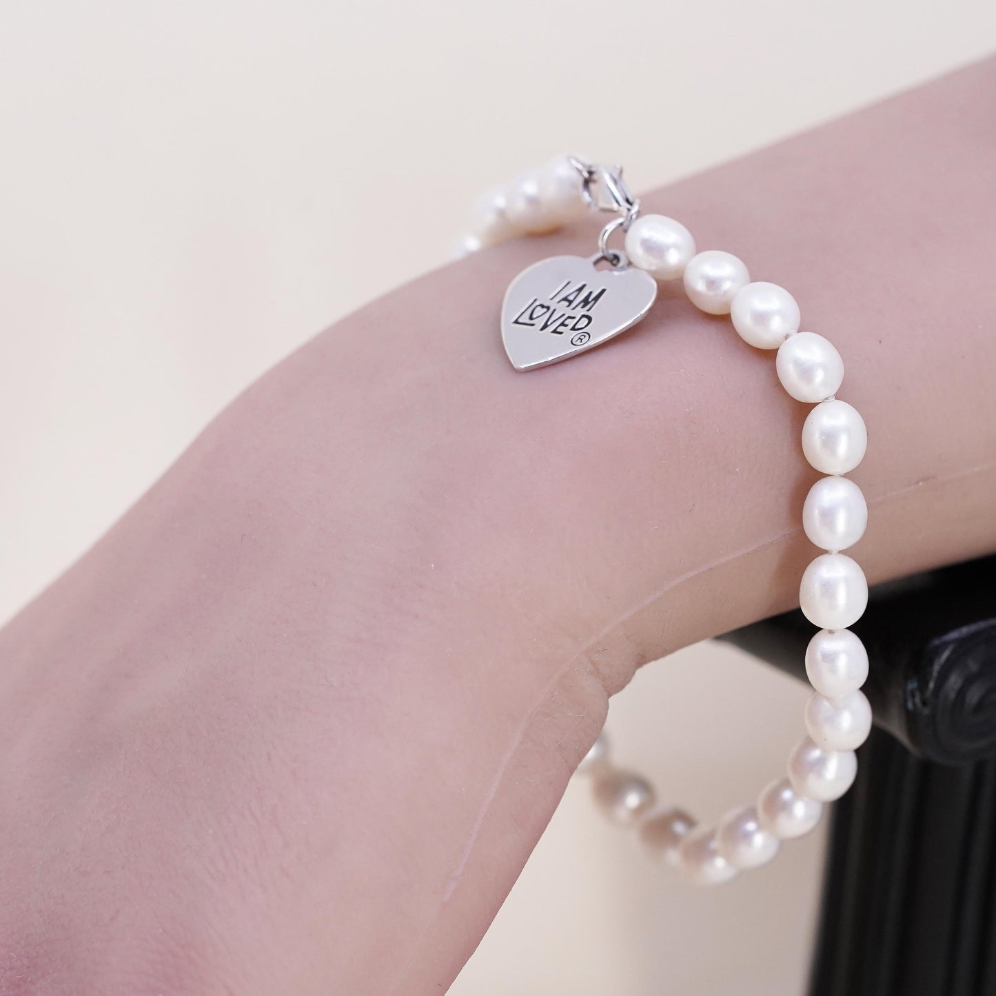 7.5”, VTG sterling silver bracelet, pearl beads 925 heart charm “I am loved”