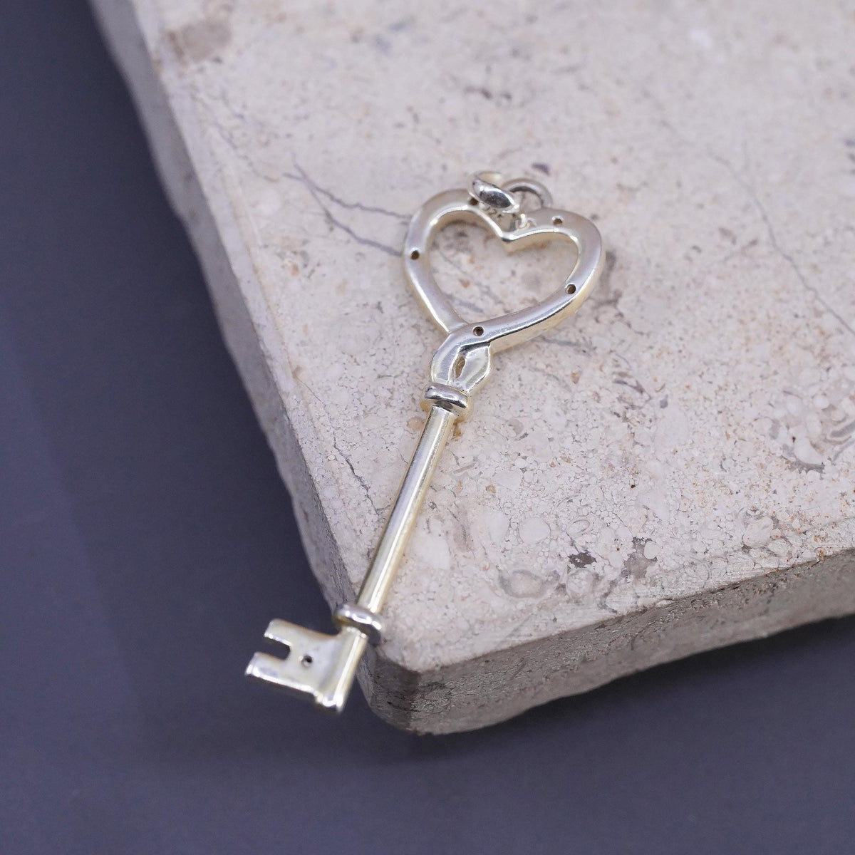 Vinatge Sterling silver handmade pendant, 925 headt key charm with cluster CZ
