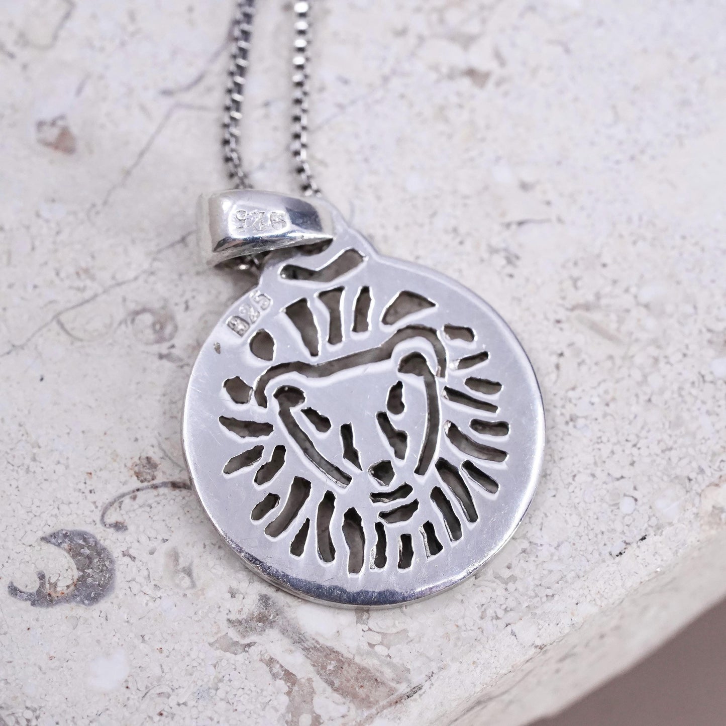 18", vintage Sterling silver necklace, 925 box chain with lion king pendant
