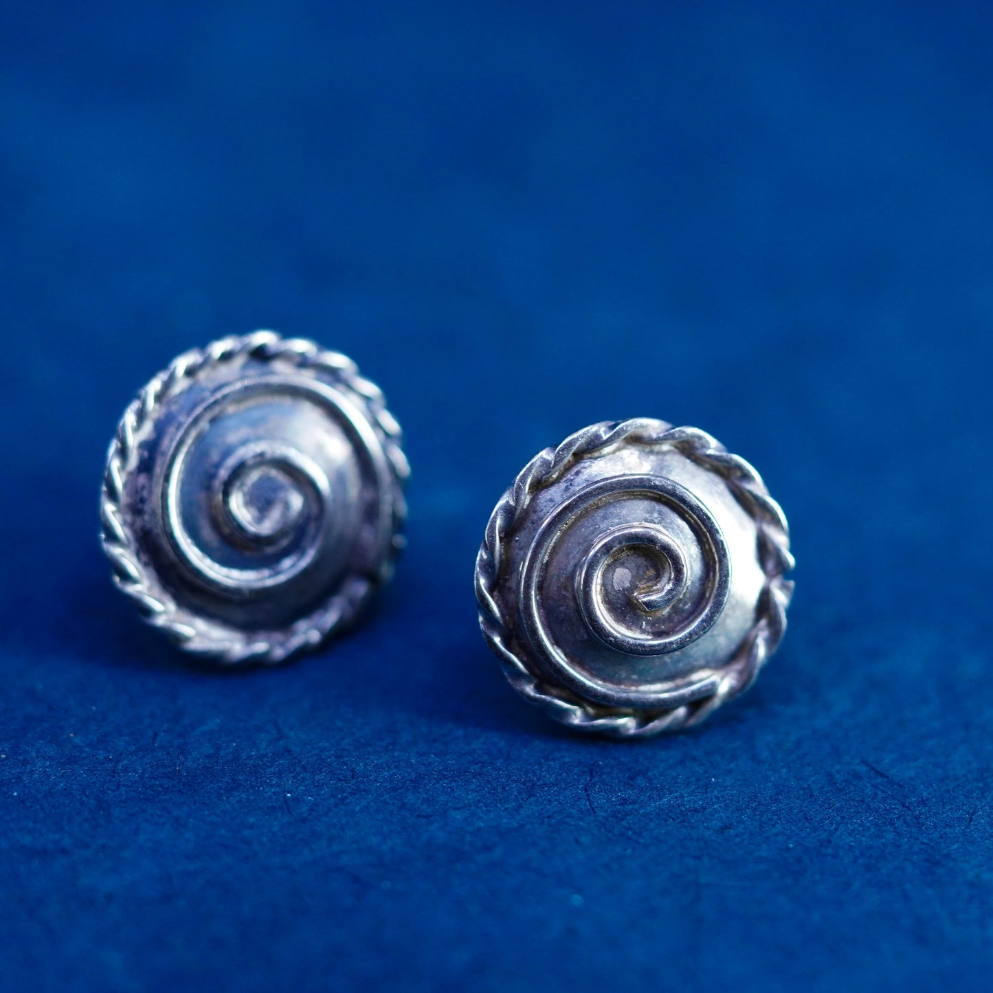 Vintage Native American sterling silver handmade earrings, 925 spiral studs