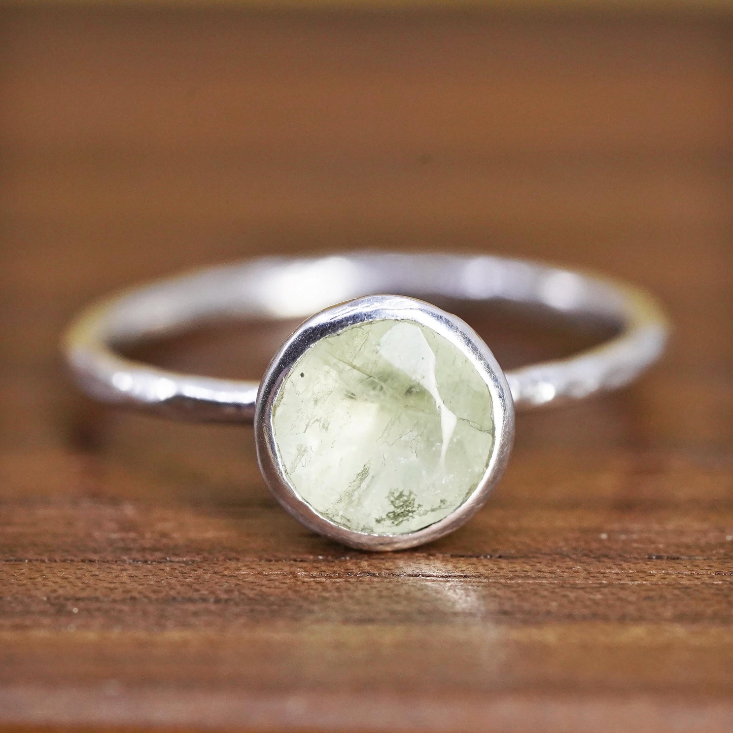 size 7.5, vintage Sterling 925 silver handmade ring, stackable band w/ peridot