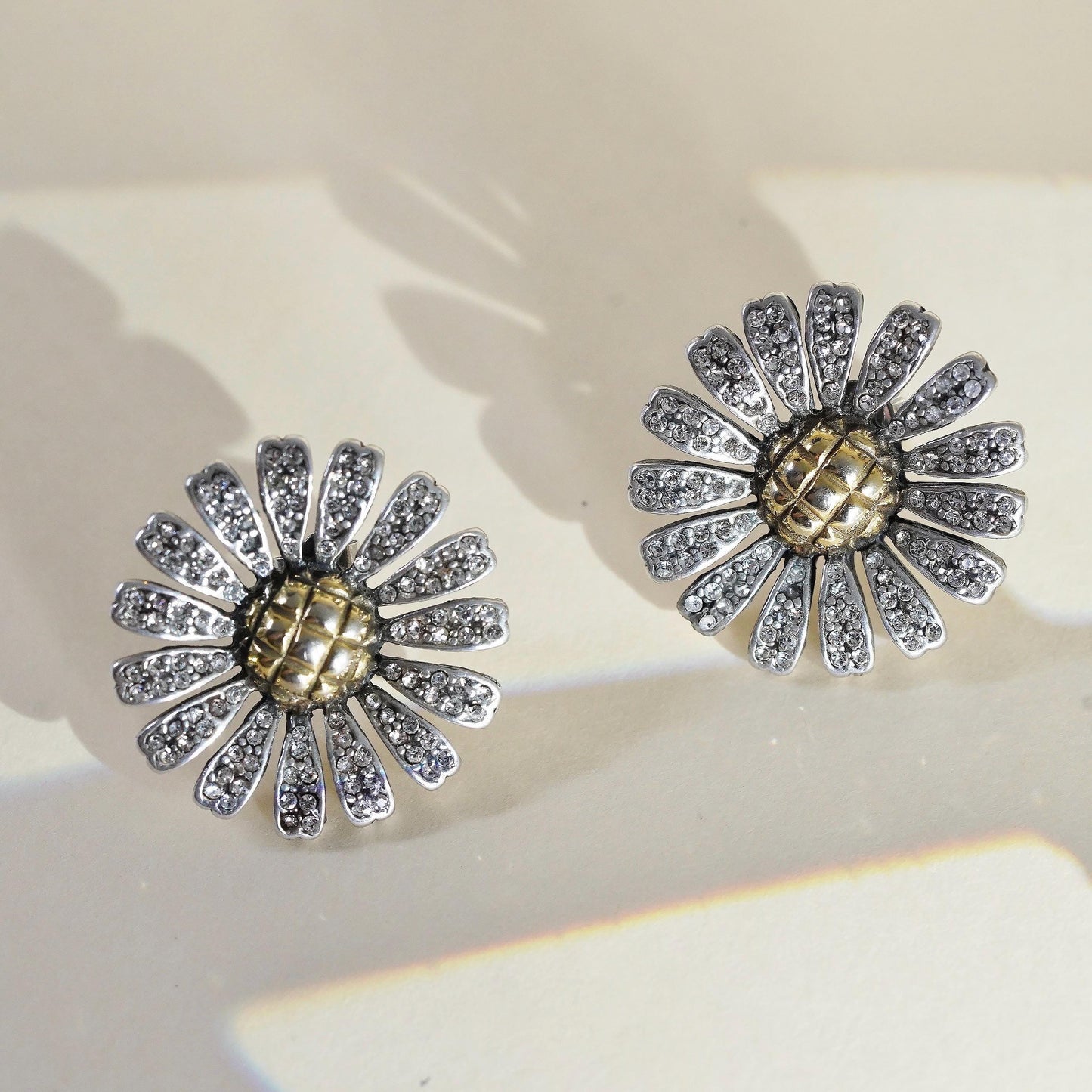 Vintage MMA Metropolitan Museum two tone Cluster CZ Daisy Flower Studs Earrings