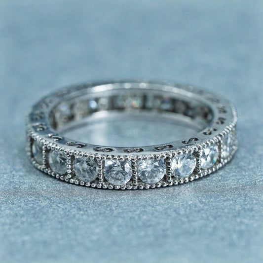 Size 7.25, vintage southwestern Sterling 925 silver wedding ring, Cz band
