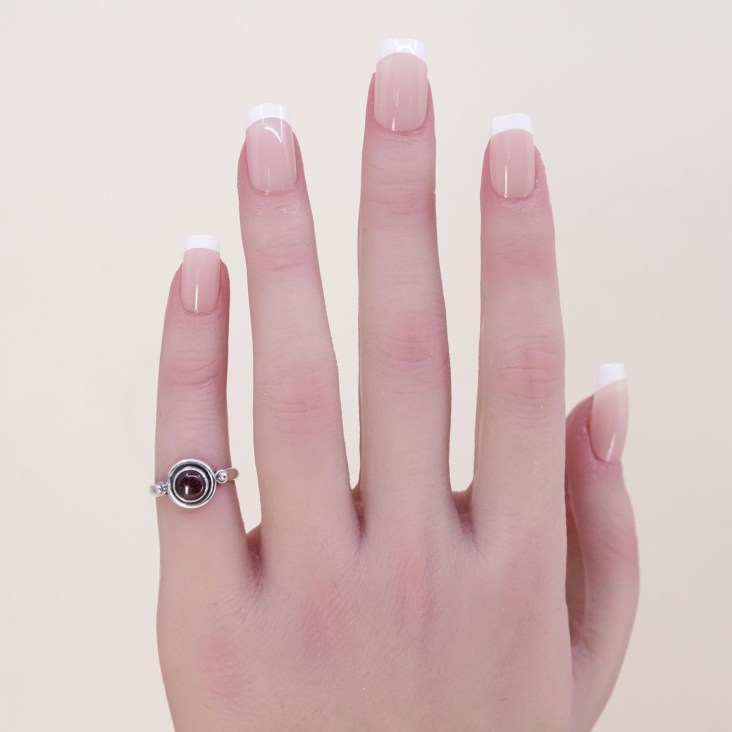 Size 3, Vintage sterling 925 silver handmade ring with amethyst, modernist