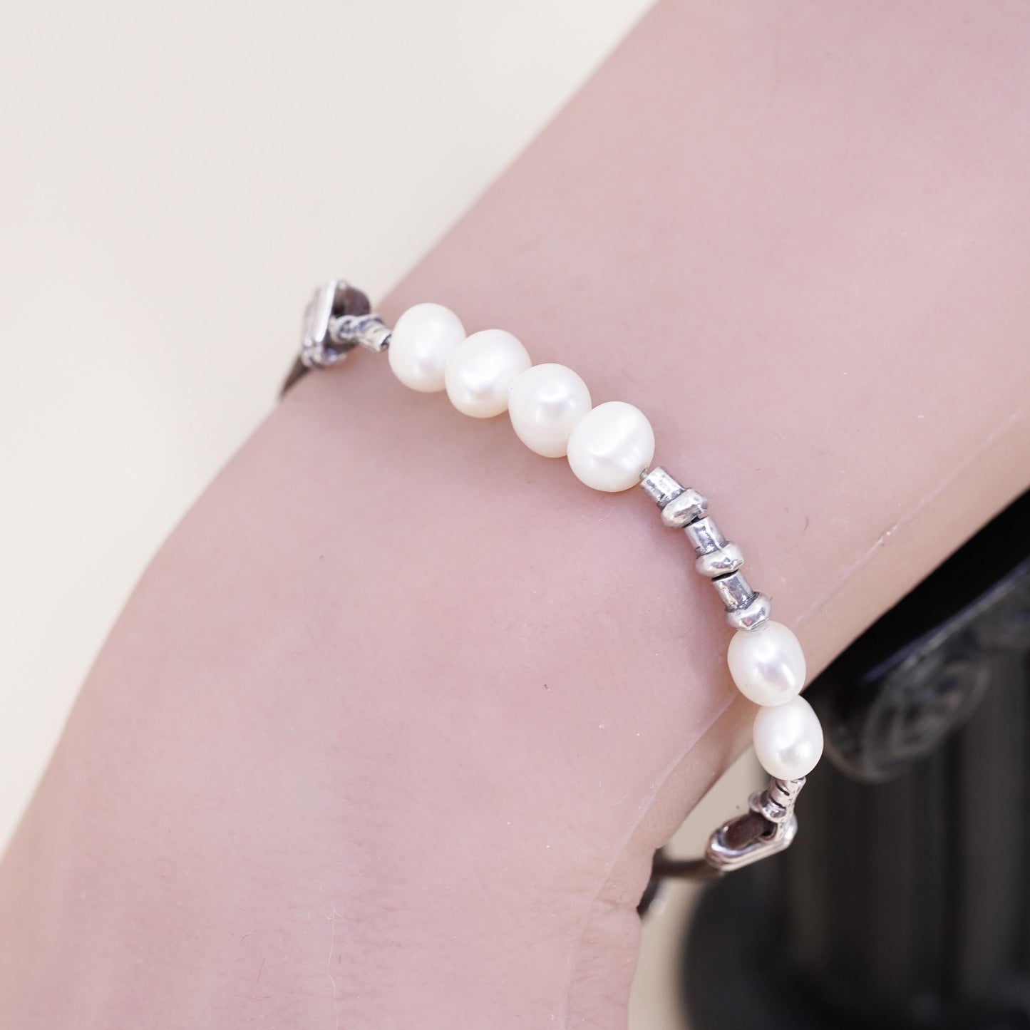7", Vintage Silpada 925 Sterling Silver Pearl on Leather Button Clasp Bracelet