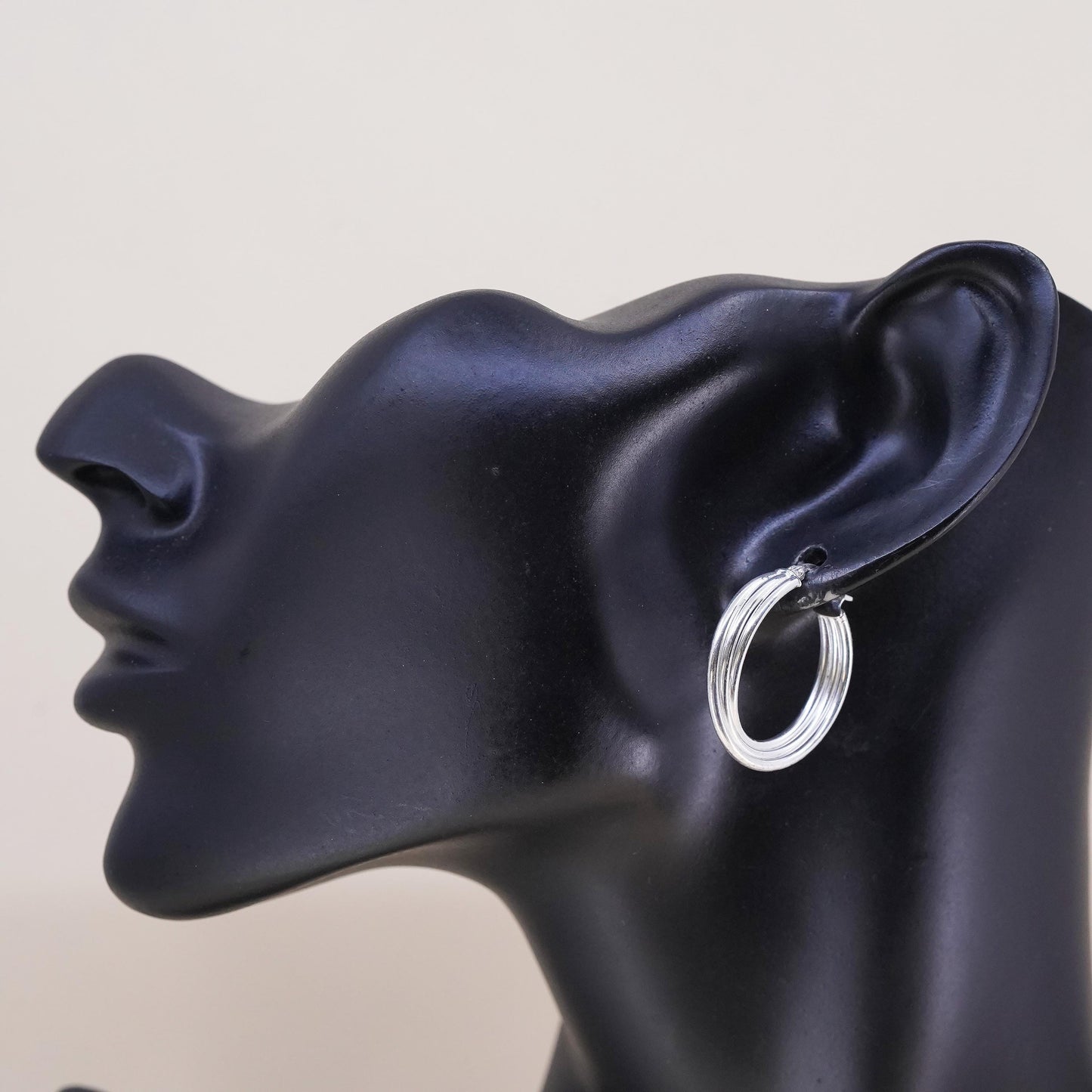 1", Vintage sterling silver loop single earring, fashion primitive twisted hoop