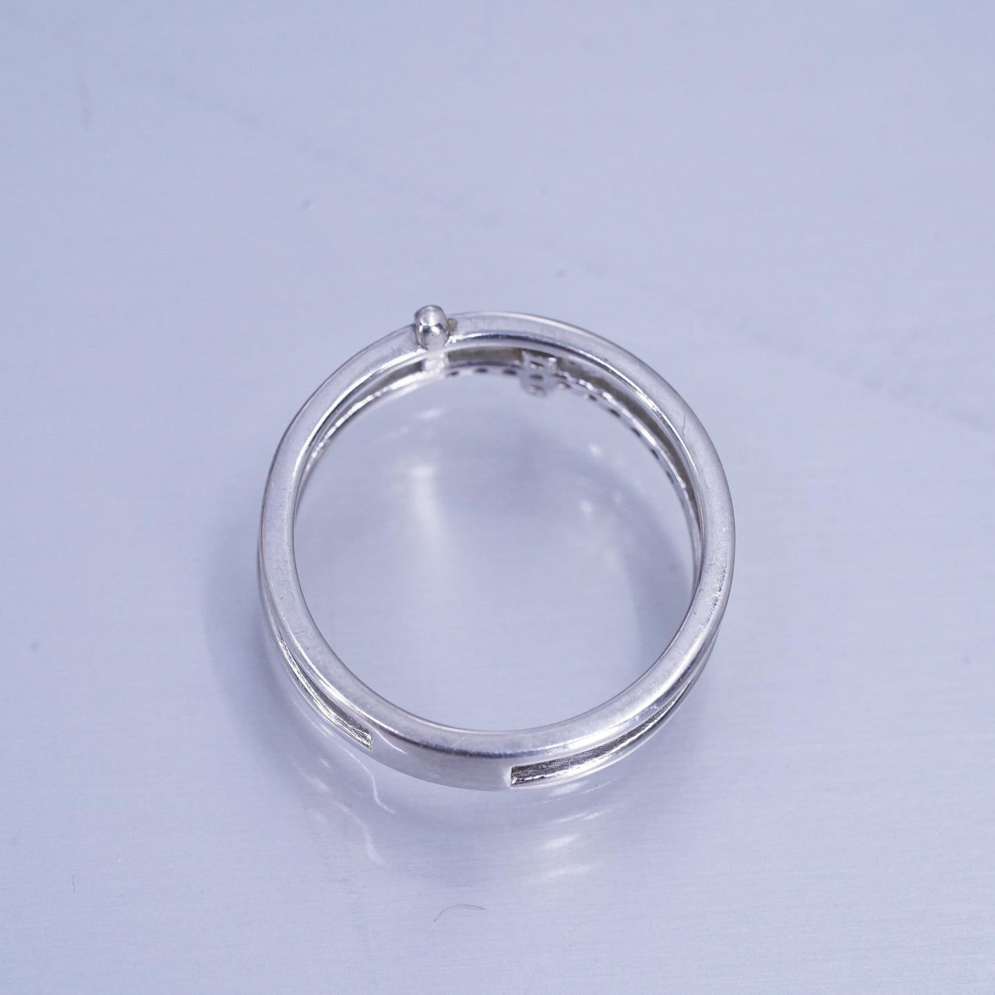 Size 7, vintage Sterling 925 silver wedding ring band double cross cluster cz