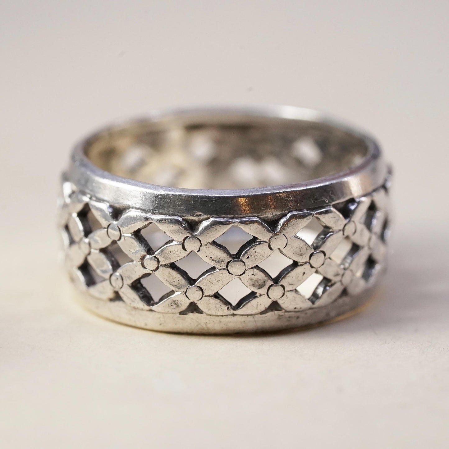 Size 6.75, VTG southwestern Sterling 925 silver ring band with woven texture