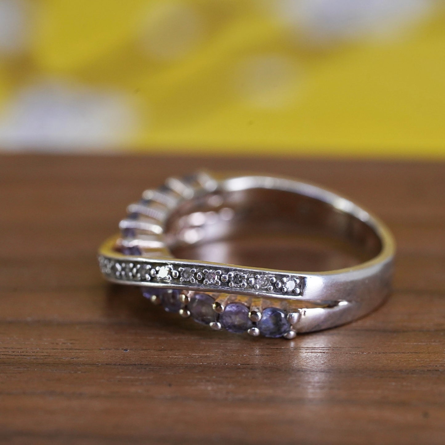 Size 7.25, vintage Sterling 925 silver band ring with amethyst and diamonds