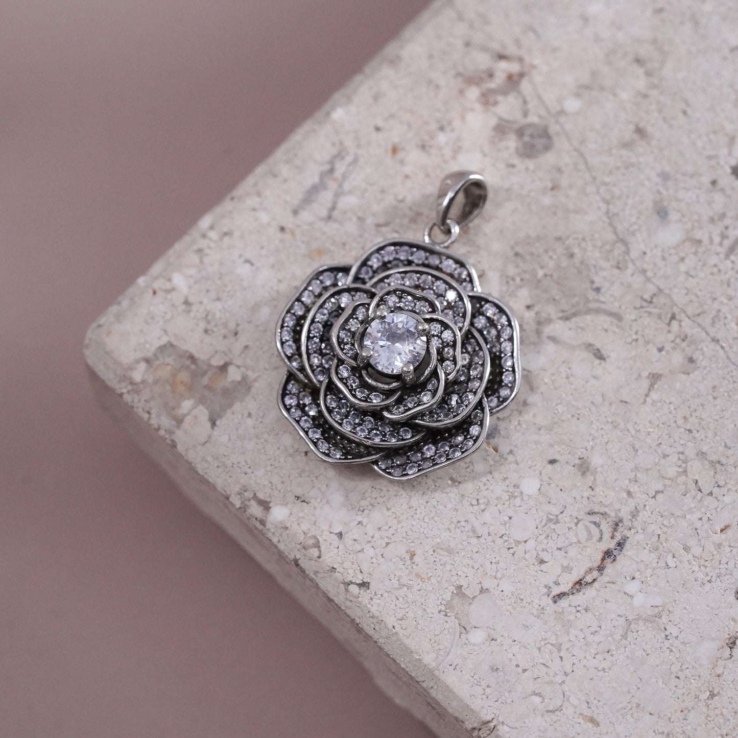 Vintage sterling silver handmade pendant, 925 flower circle with cluster cz