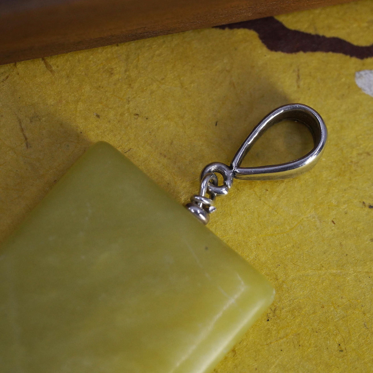 Vintage Sterling silver pendant, solid 925 silver bail with rectangular shaped jade
