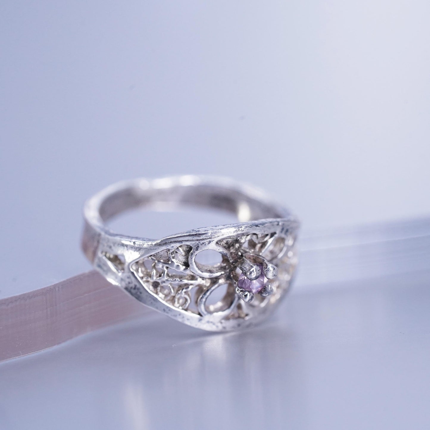 Size 1.25, vintage Sterling 925 silver handmade filigree ring with pink crystal