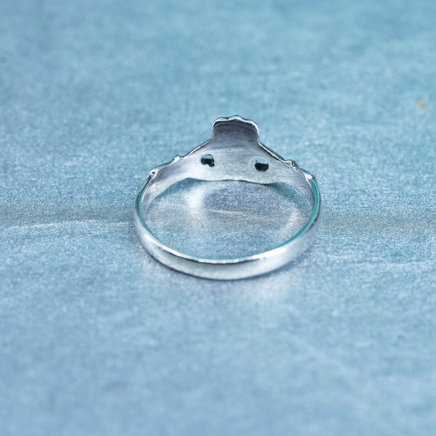 Size 6, Irish Claddagh friendship Sterling 925 silver ring, hand heart band