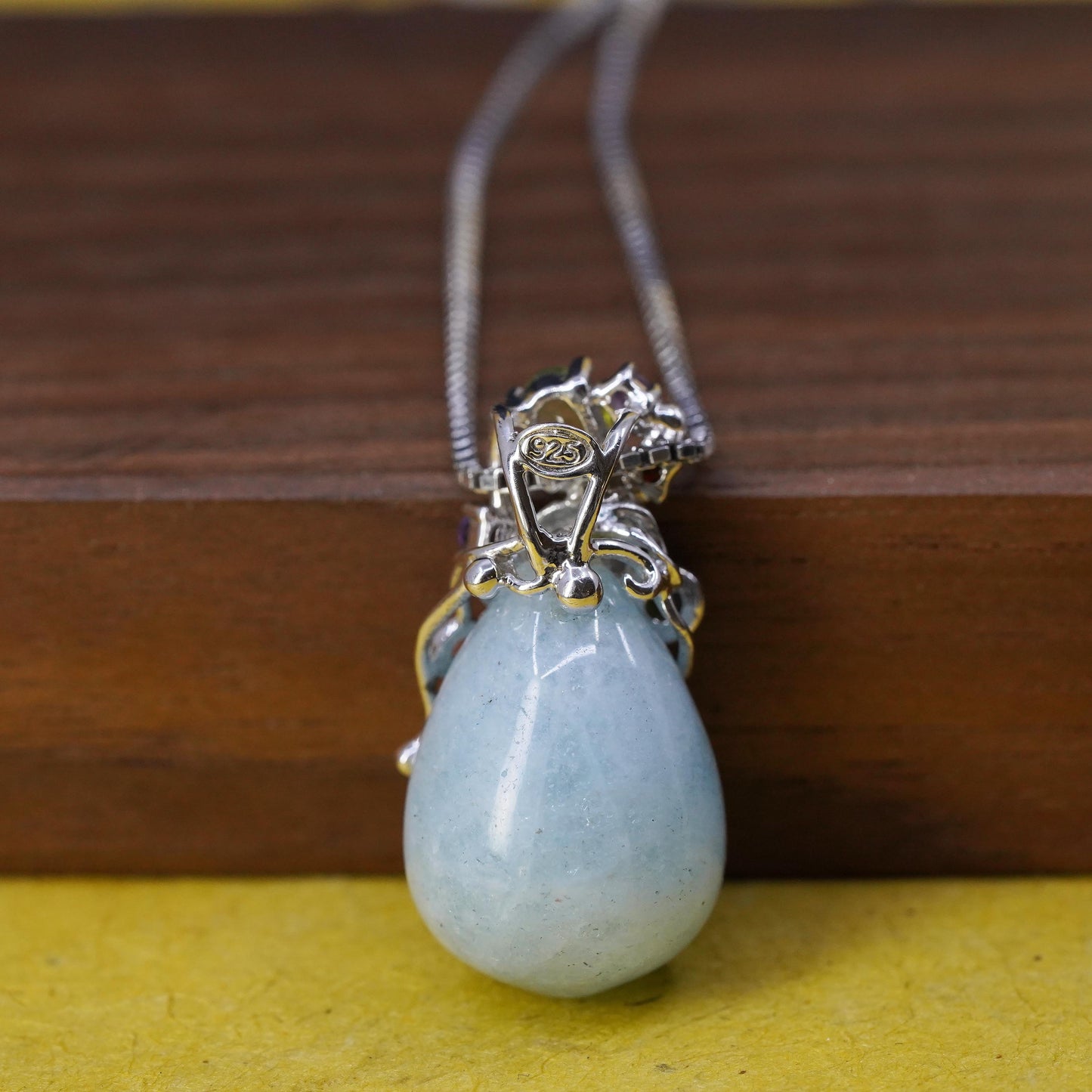 18", Sterling silver 925 necklace, box chain teardrop jade pendant peridot