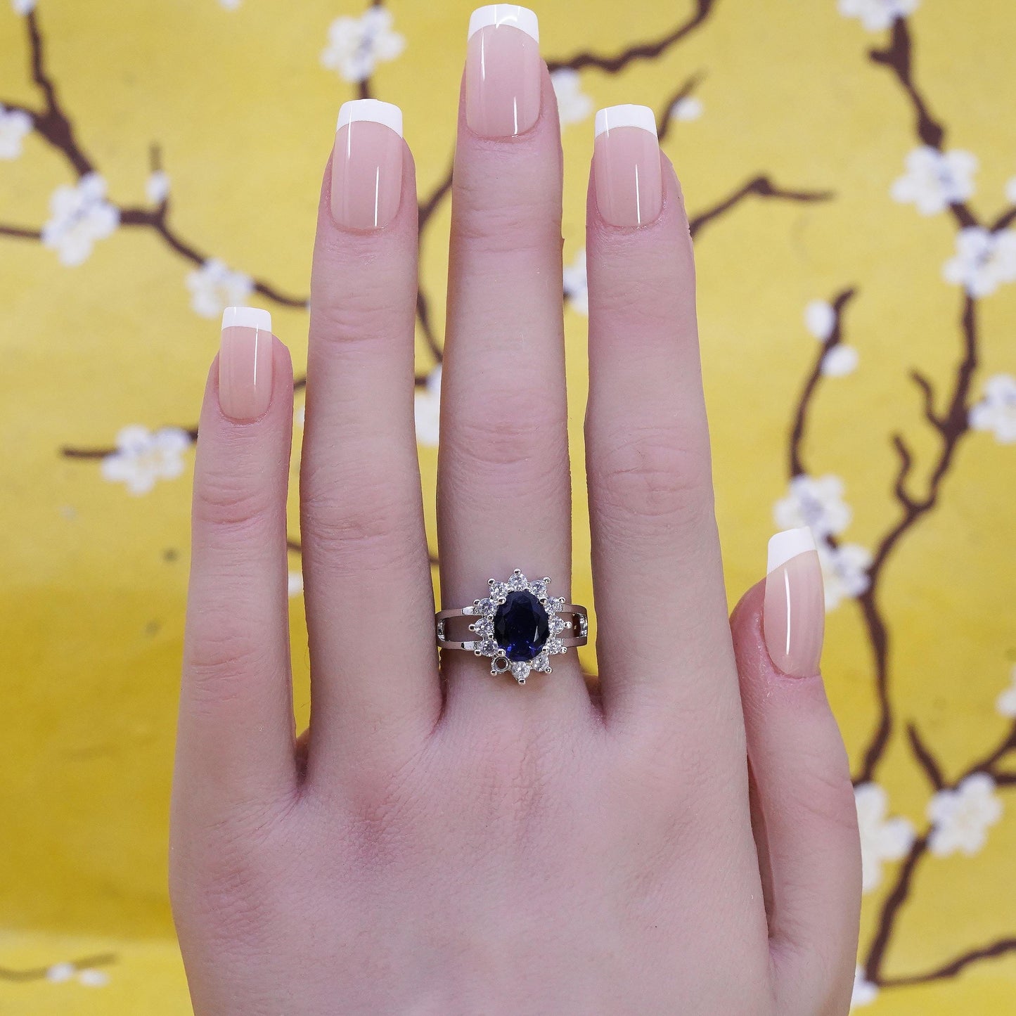 Size 7, Vintage Sterling Silver 925 Blue Sapphire Halo Ring, Oval CZ Cluster