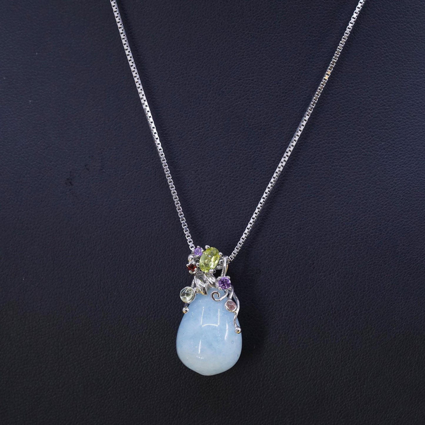 18", Sterling silver 925 necklace, box chain teardrop jade pendant peridot