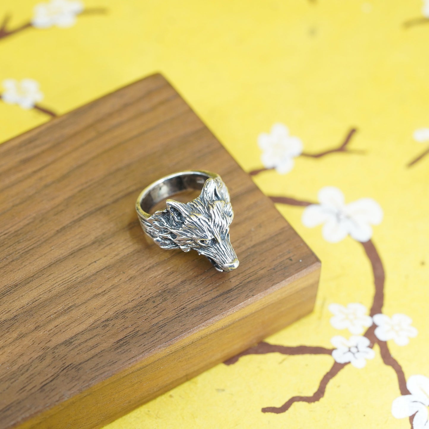 Size 7, Vintage Sterling Silver Handmade ring, Viking 925 wolf head band
