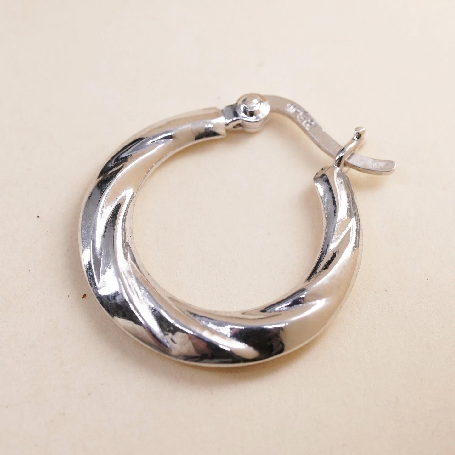 0.75", Vintage sterling silver loop single earring, ribbed primitive hoop