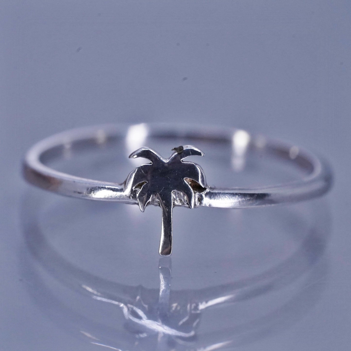 Size 7.25, Vintage Sterling 925 silver handmade palm tree ring