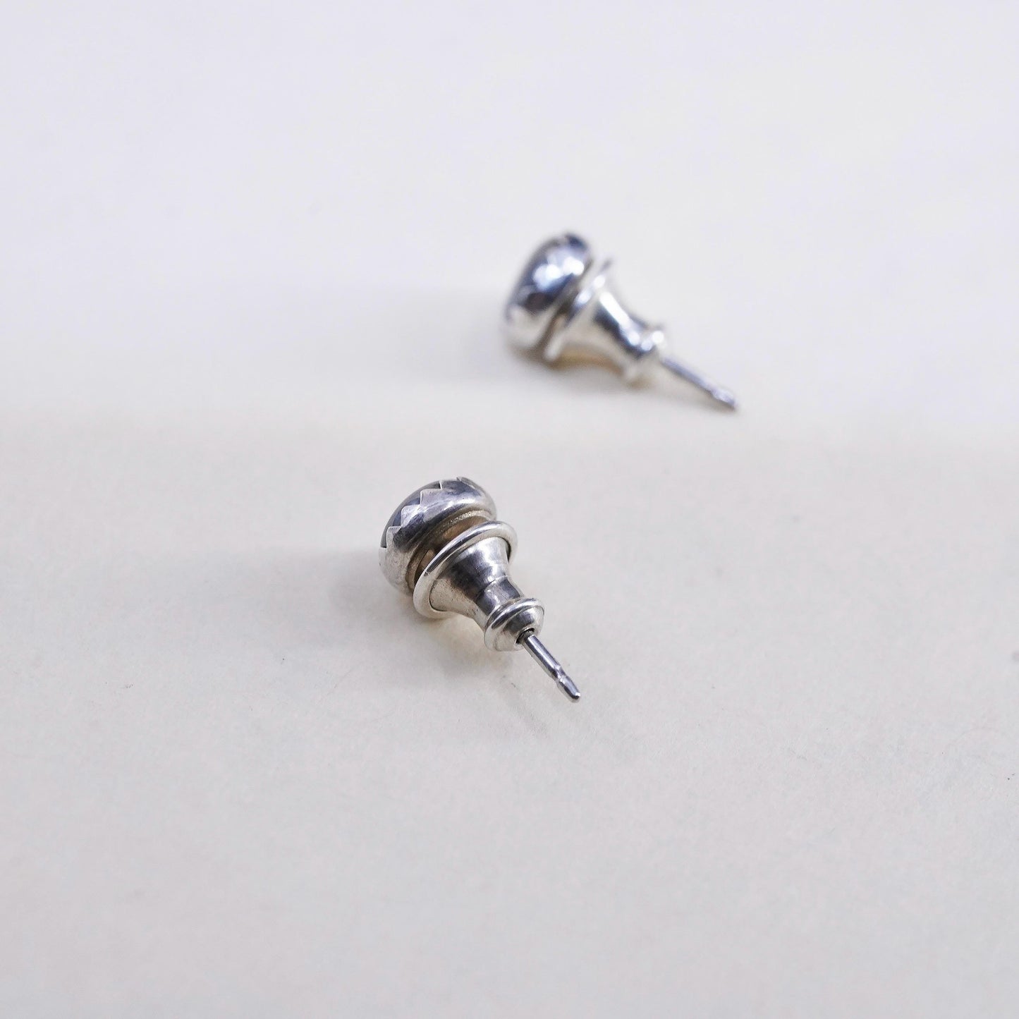 Vintage southwestern sterling 925 silver Handmade studs hematite inlay earrings