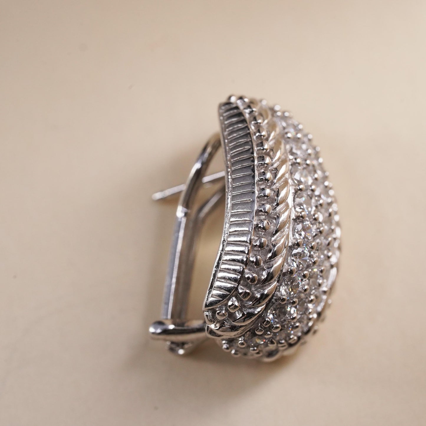Judith Ripka Sterling 925 silver 1 stud with cz, cable textured SINGLE earring