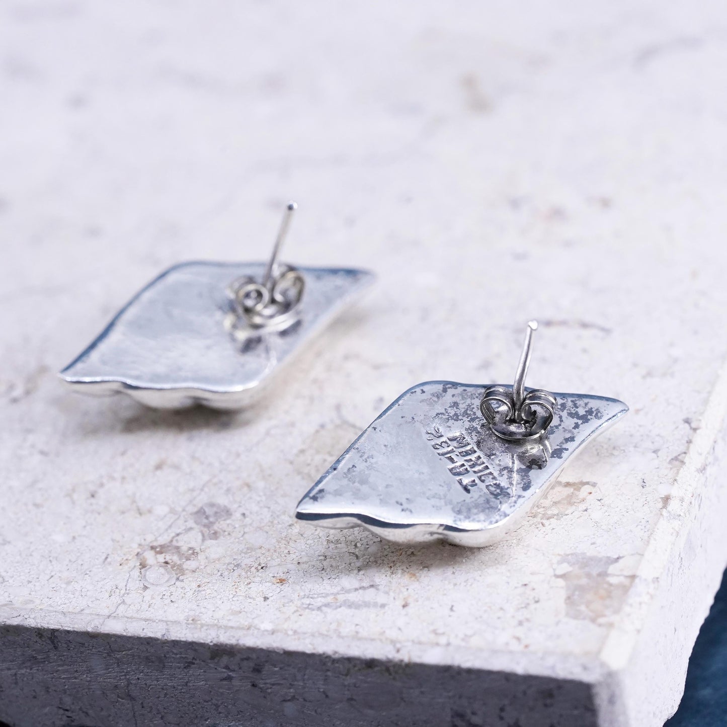 vintage Mexican Sterling silver handmade modern ribbed earrings, 925 studs