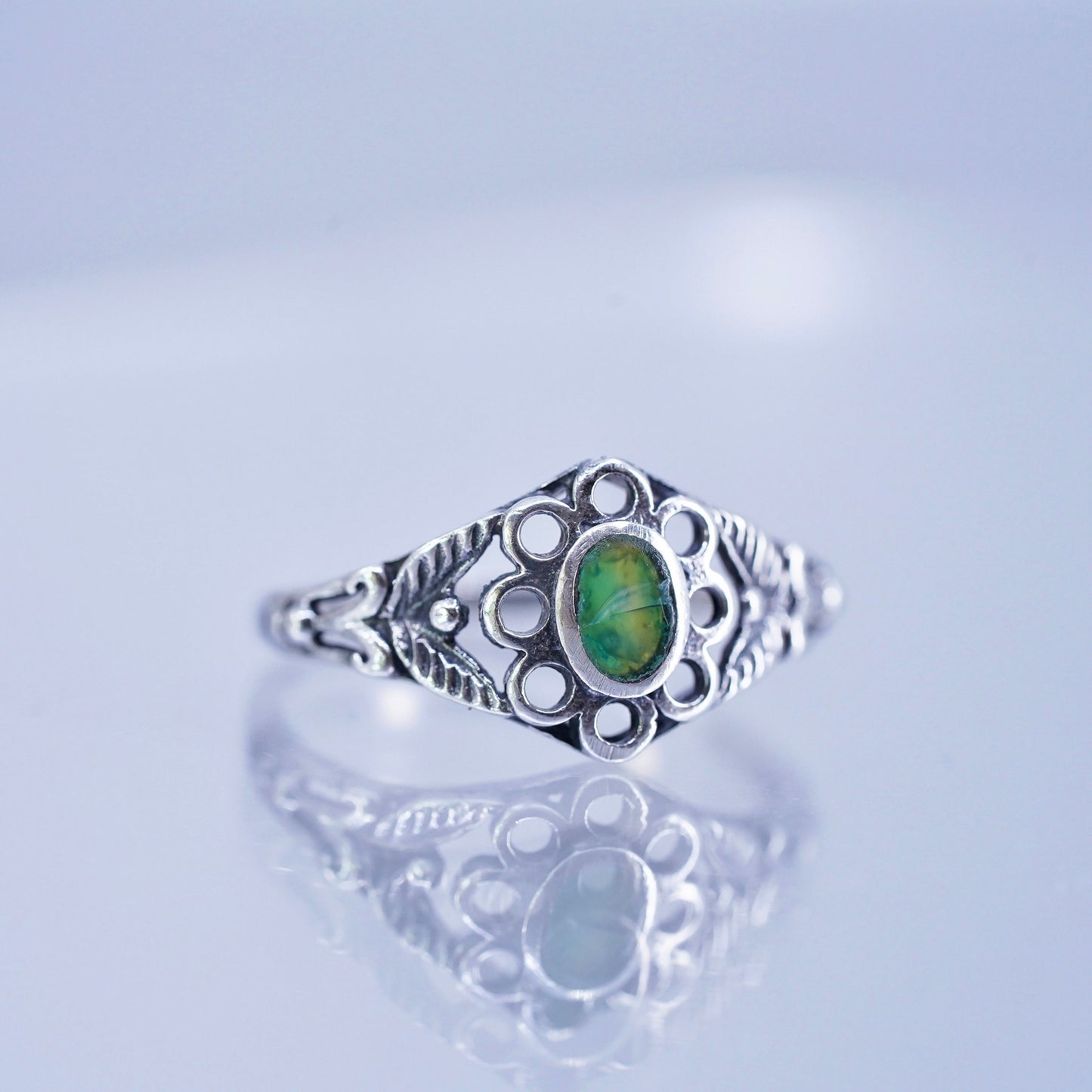 Size 6.5, vintage Sterling 925 silver handmade ring with jade and diamonds