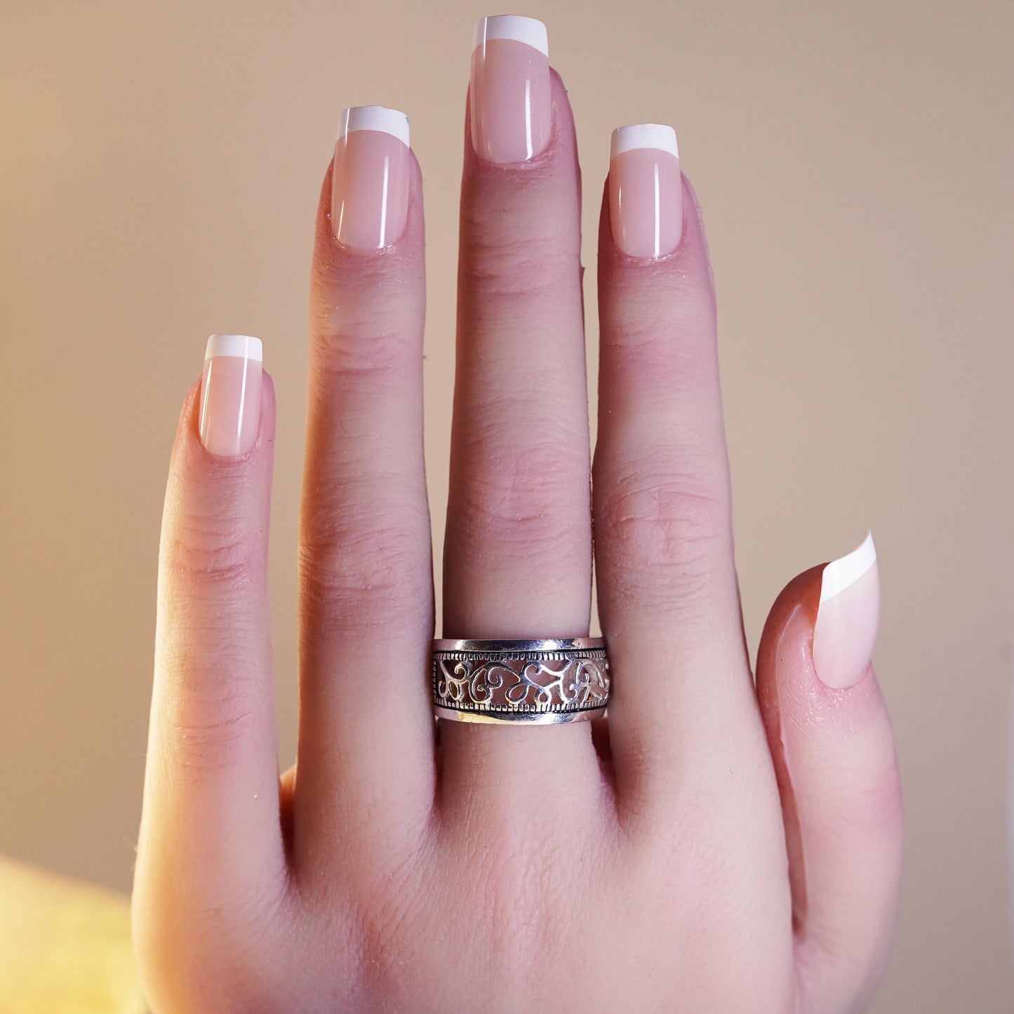 Size 8, vintage Sterling silver handmade ring, 925 band with Filigree swirl