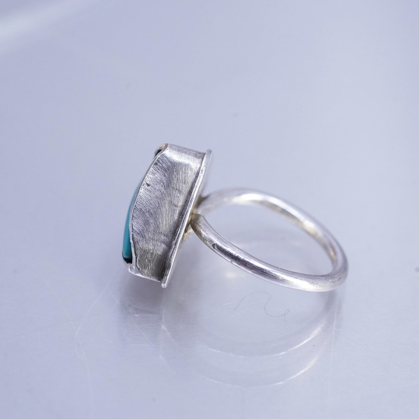 Size 6.25, vintage southwestern Sterling 925 silver ring triangular turquoise