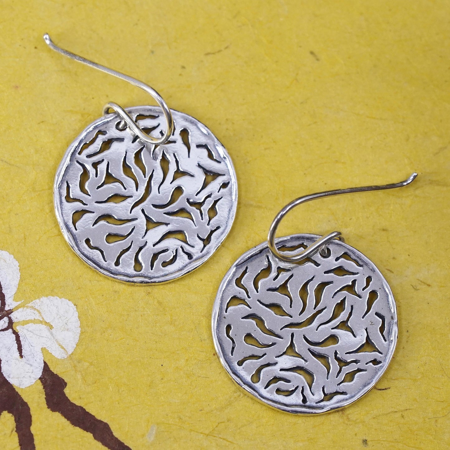 Silpada Israel Sterling 925 Silver circle hammered disc Earrings. Vintage.