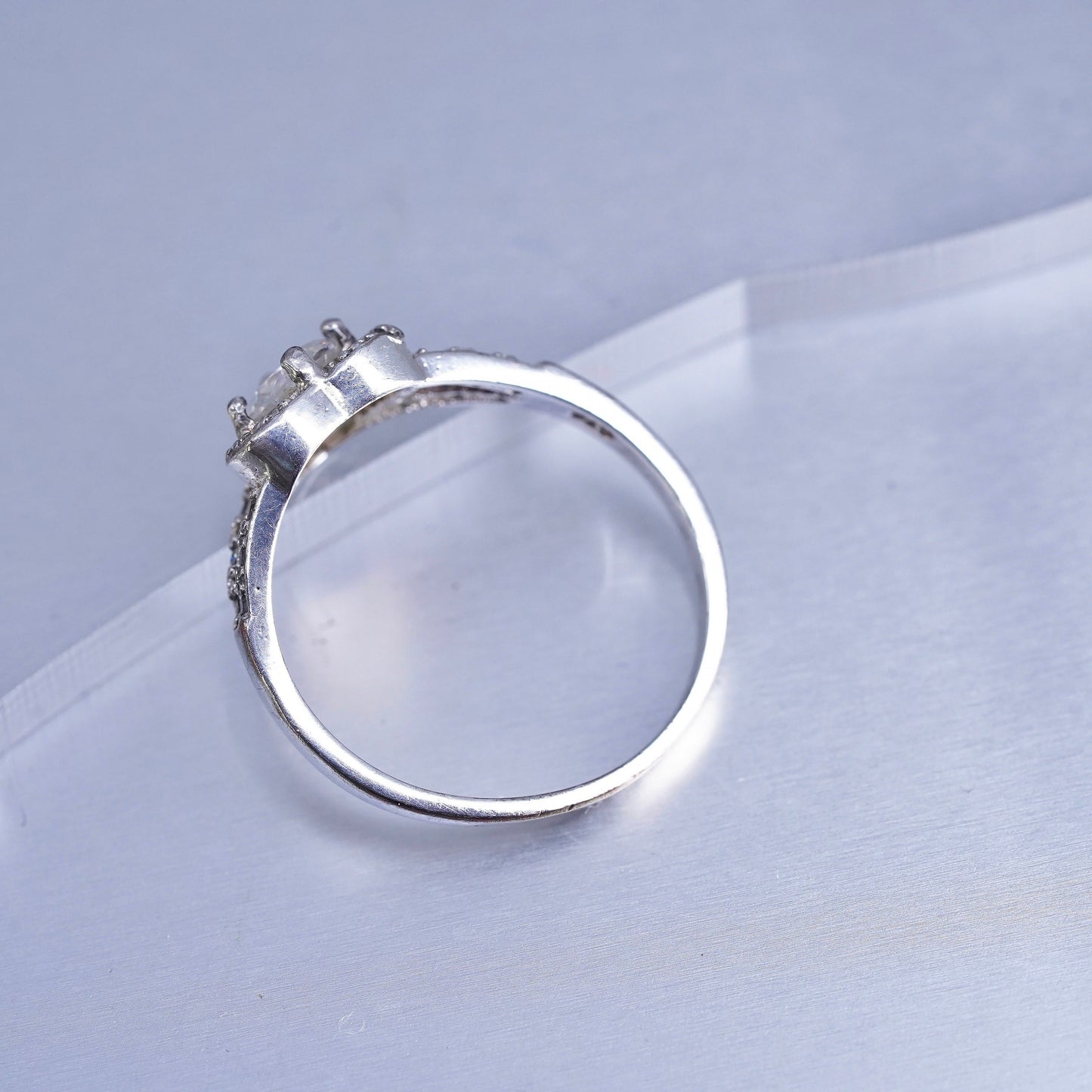 Size 7.5 vintage Sterling 925 silver engagement ring with heart Cz