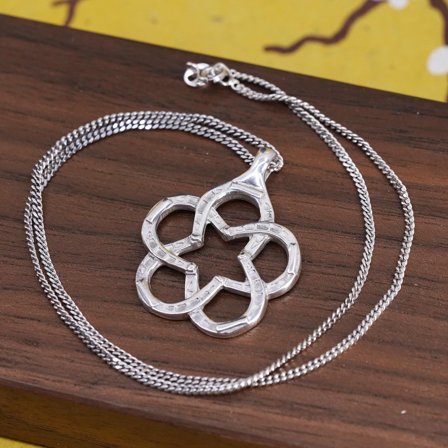 16” 925 Sterling Silver Knot Pendant Necklace, Interlocking floral Charm chain