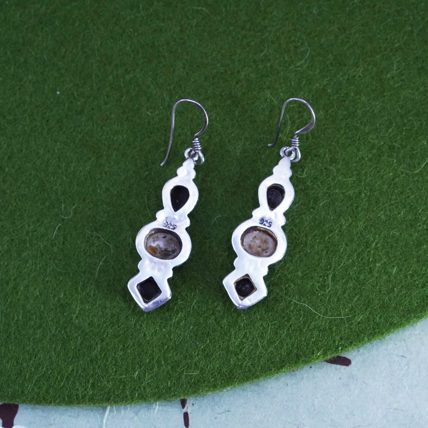 Vintage Sterling silver handmade earrings, 925 teardrop onyx mother of pearl