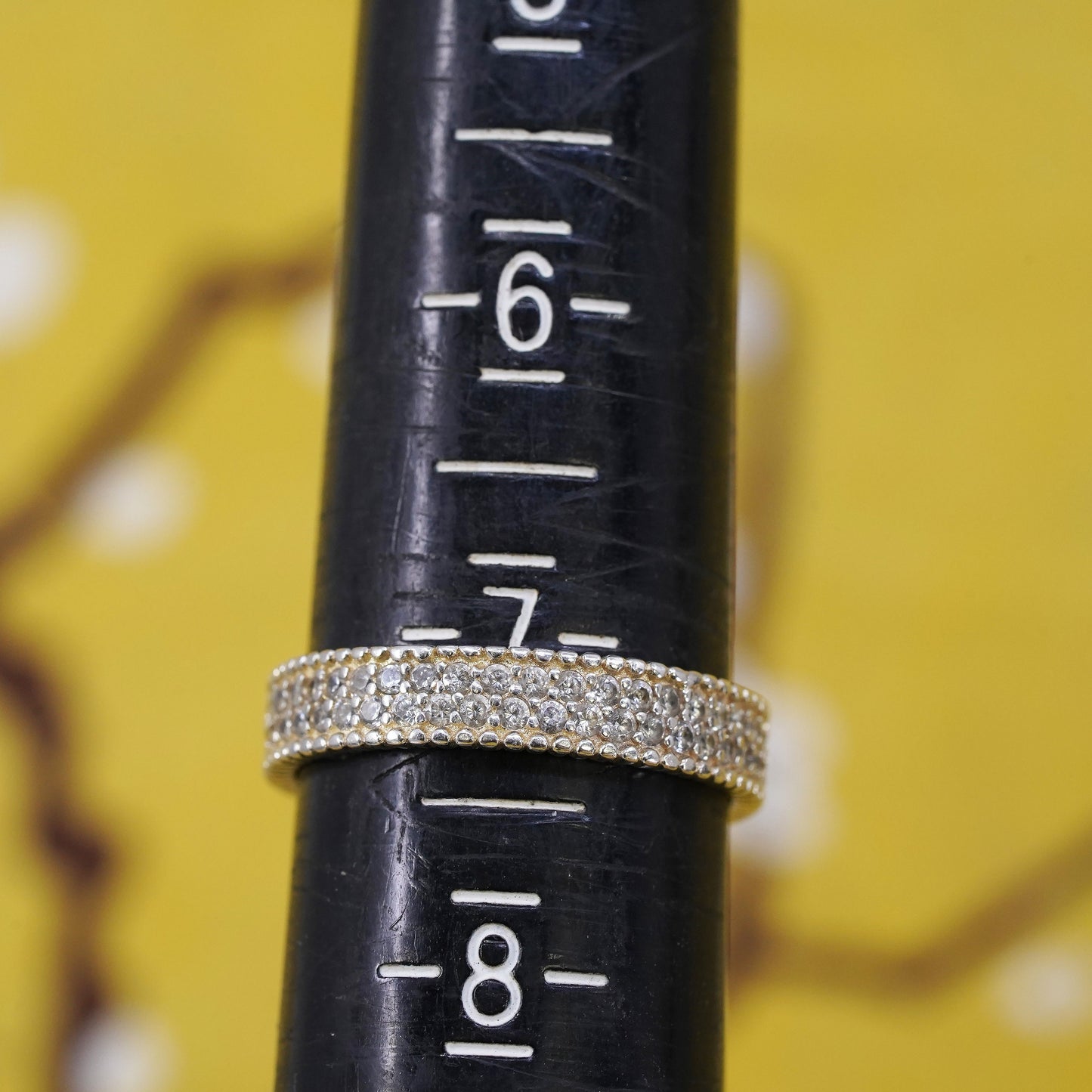 Size 7, vintage Sterling silver ring, 925 band with cluster cz