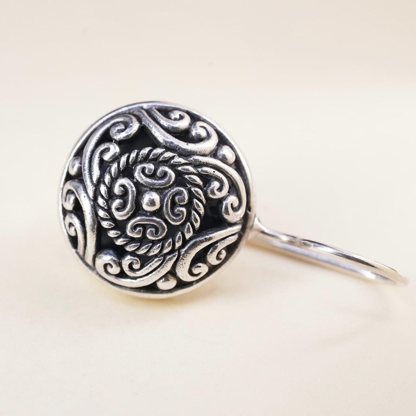 Vintage southwestern Sterling silver dangle, filigree 925 circle single earring