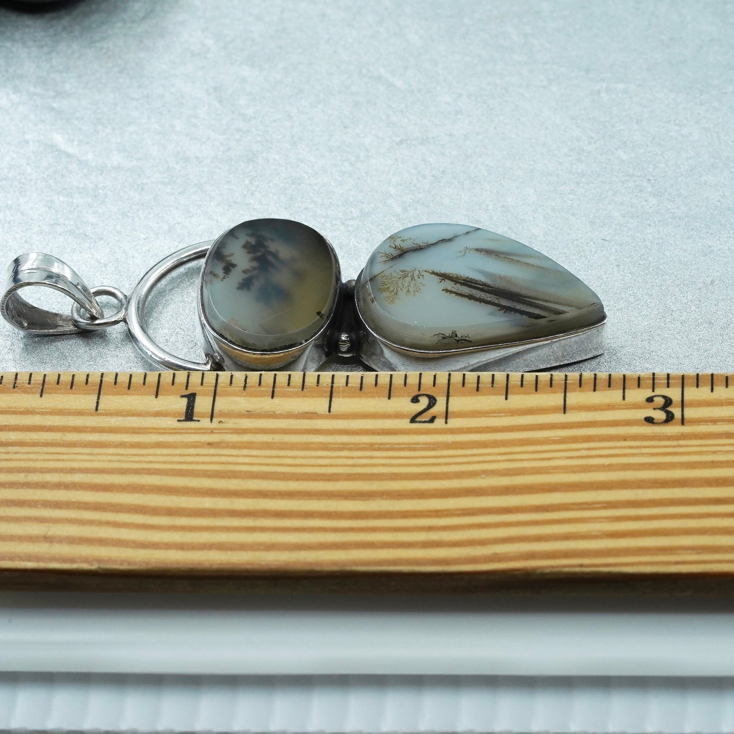 Vintage sterling 925 silver handmade pendant with teardrop dendritic agate
