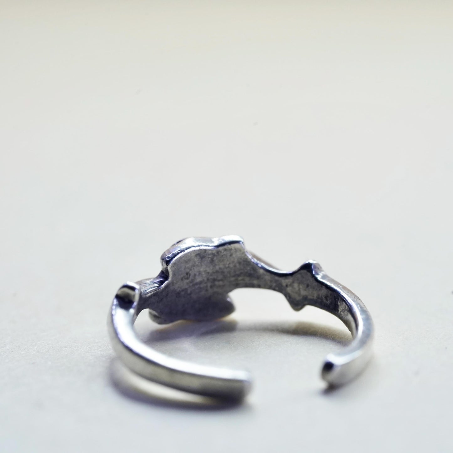 Size 1, VTG Mexico sterling silver ring, wrap 925 handmade dolphin open band