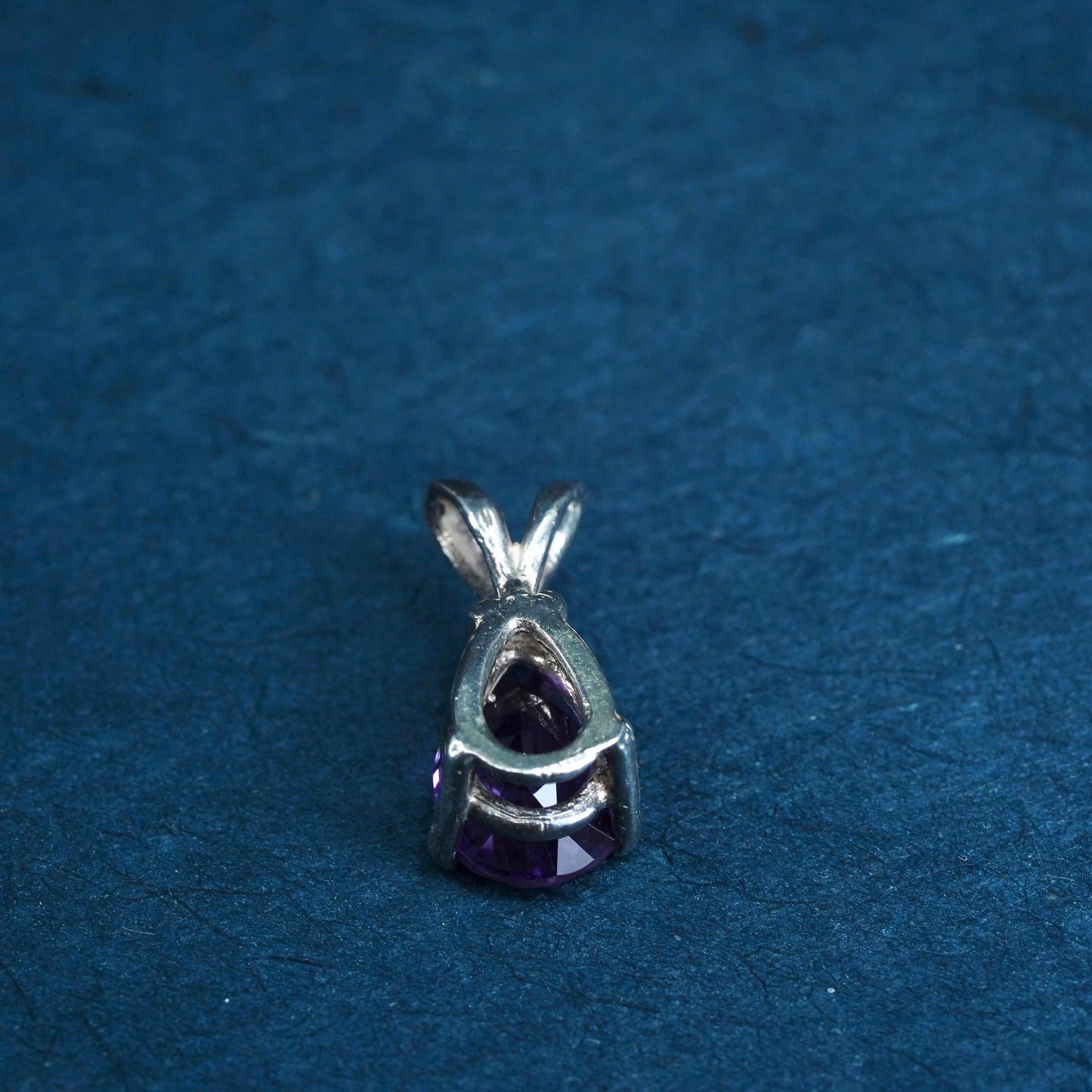 Vintage sterling 925 silver teardrop pendant with amethyst