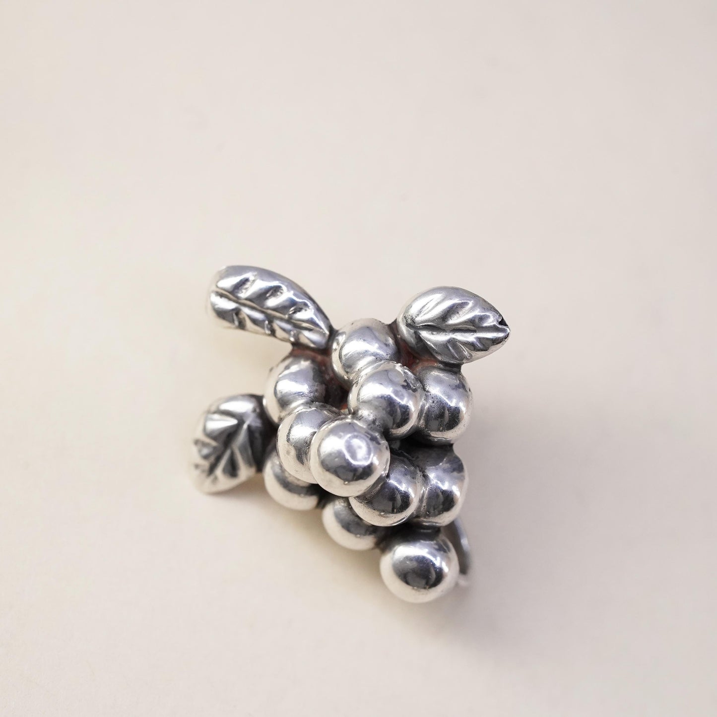 Vintage Mexican sterling silver single earring, 925 silver grape screw back