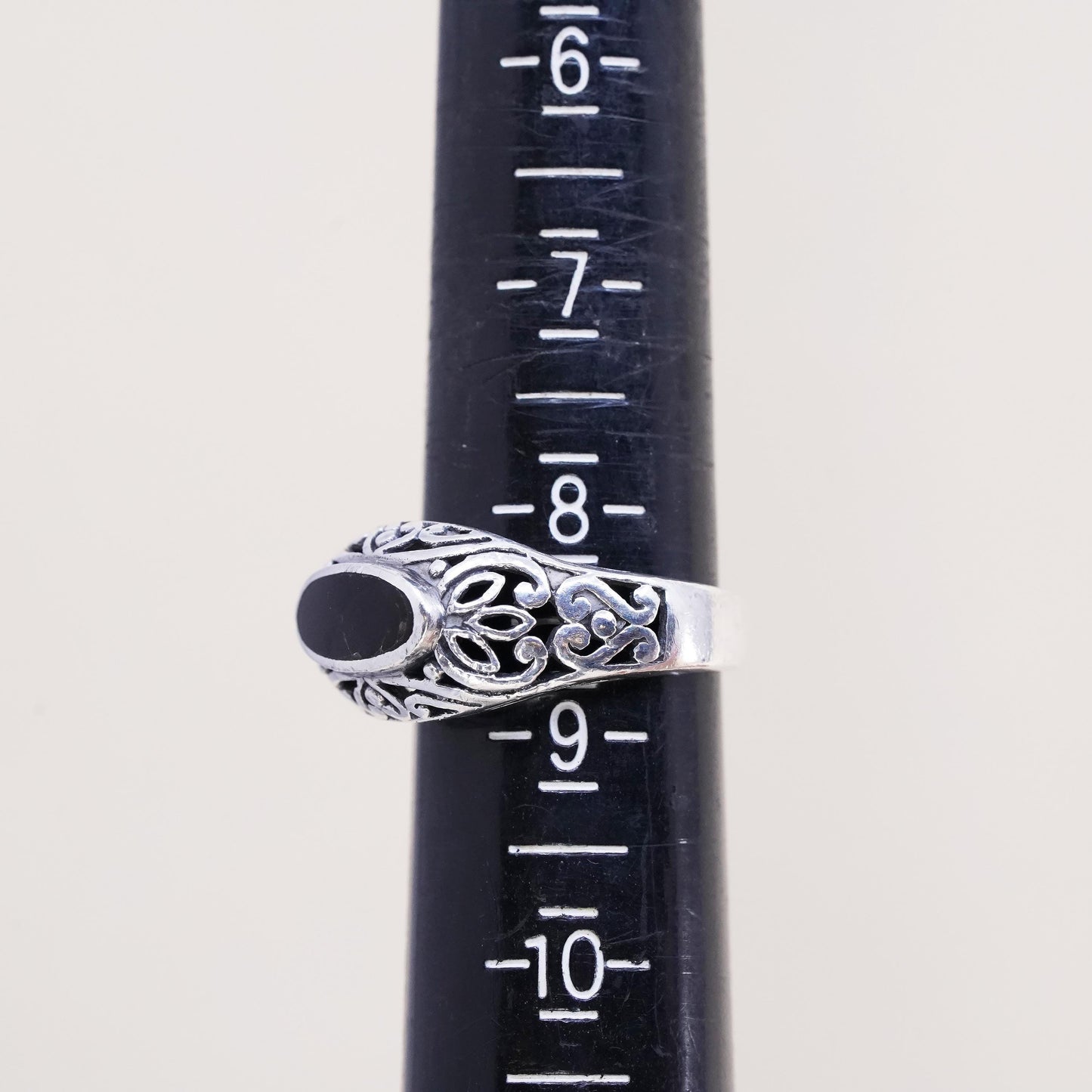Size 8.25, Vintage sterling silver handmade ring, 925 band with onyx and filigree
