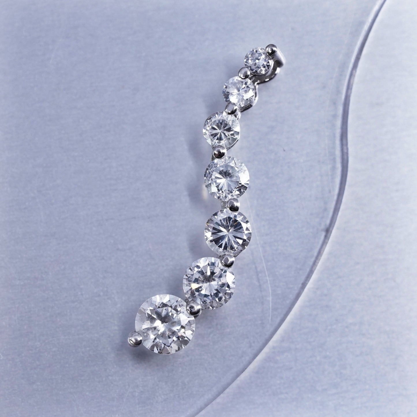 Vintage sterling 925 silver wavy pendant with cluster Cz