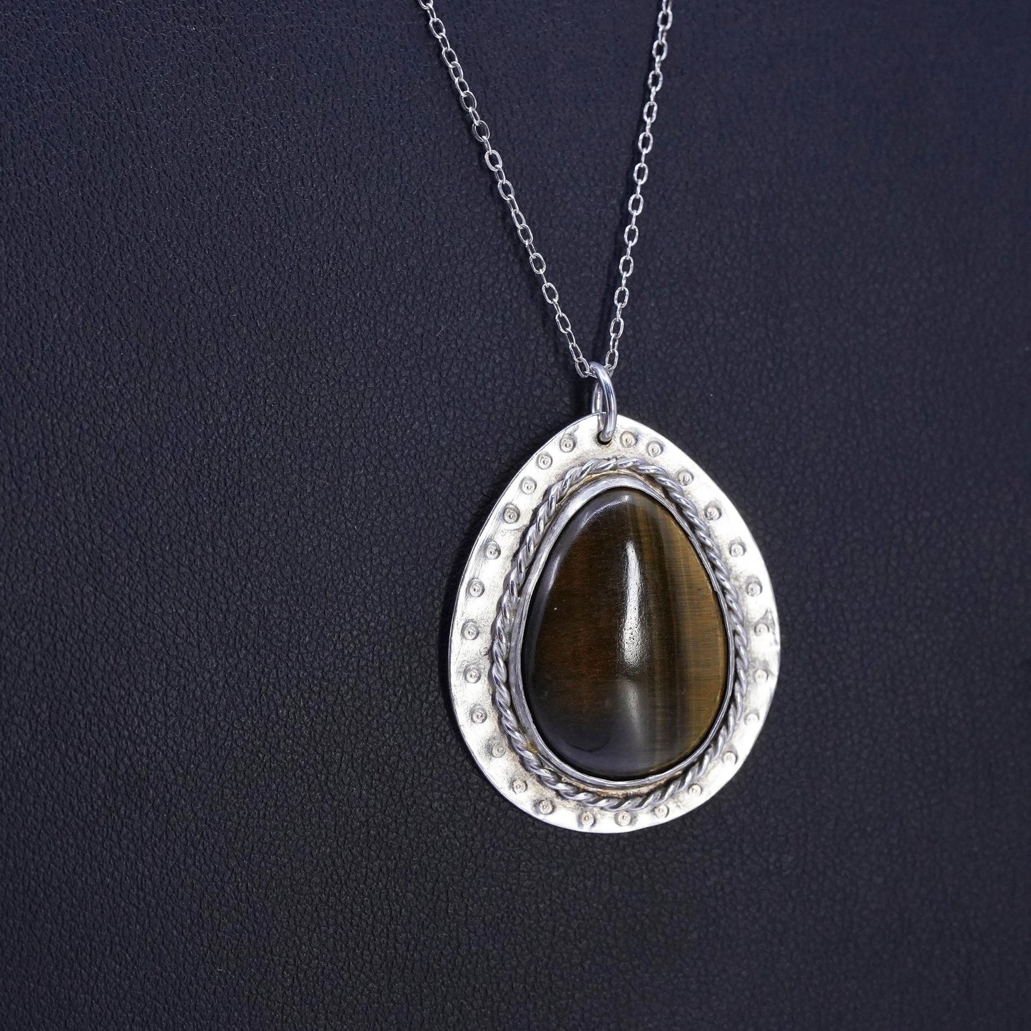 20", southwestern Sterling 925 silver circle necklace golden tiger eye pendant