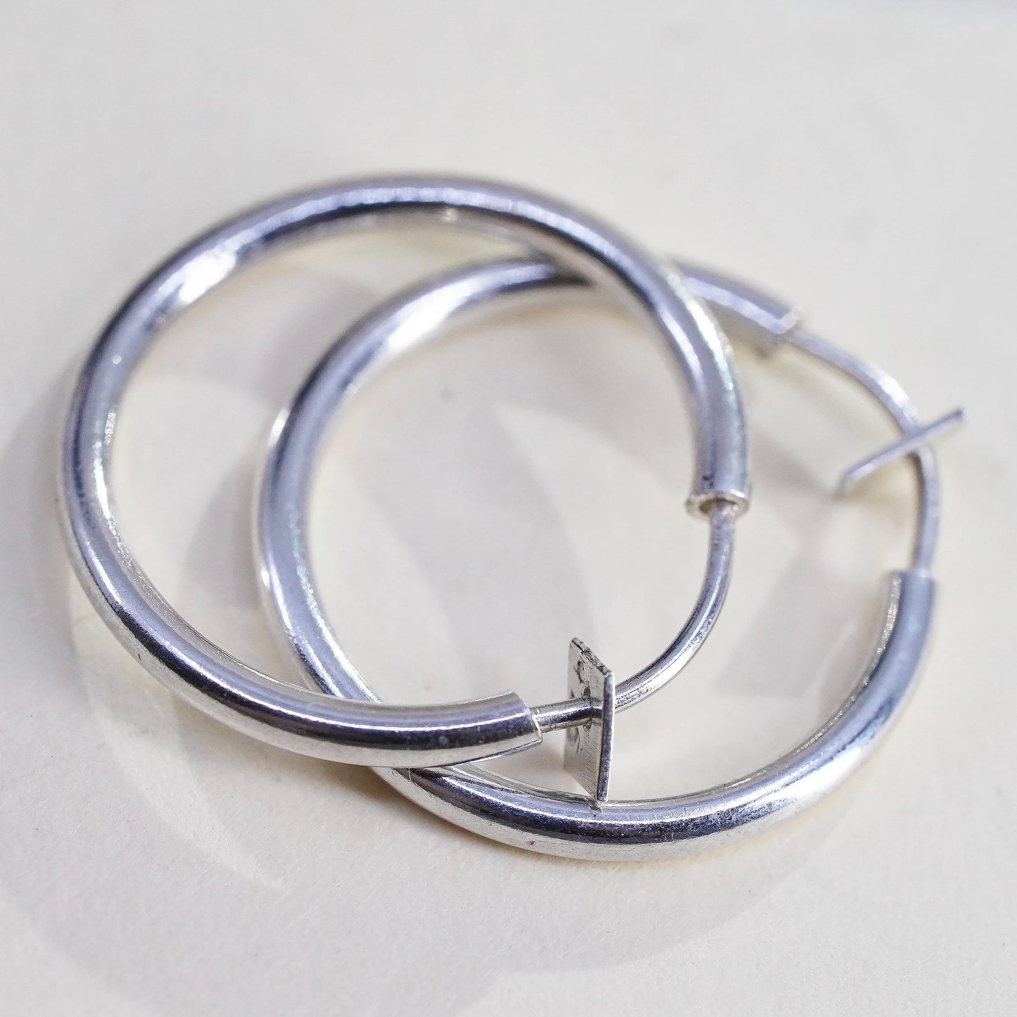 0.75", Vintage sterling silver loop earrings, fashion, fine 925 silver hoops