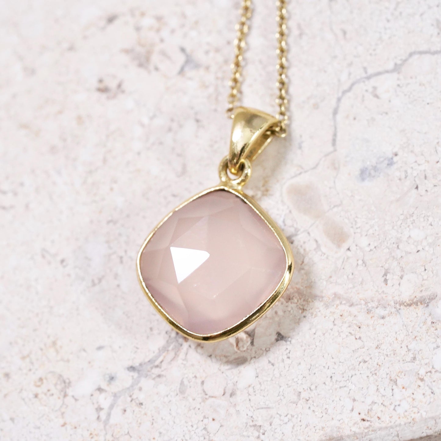 vermeil gold sterling silver 925 circle chain necklace rose pink quartz pendant