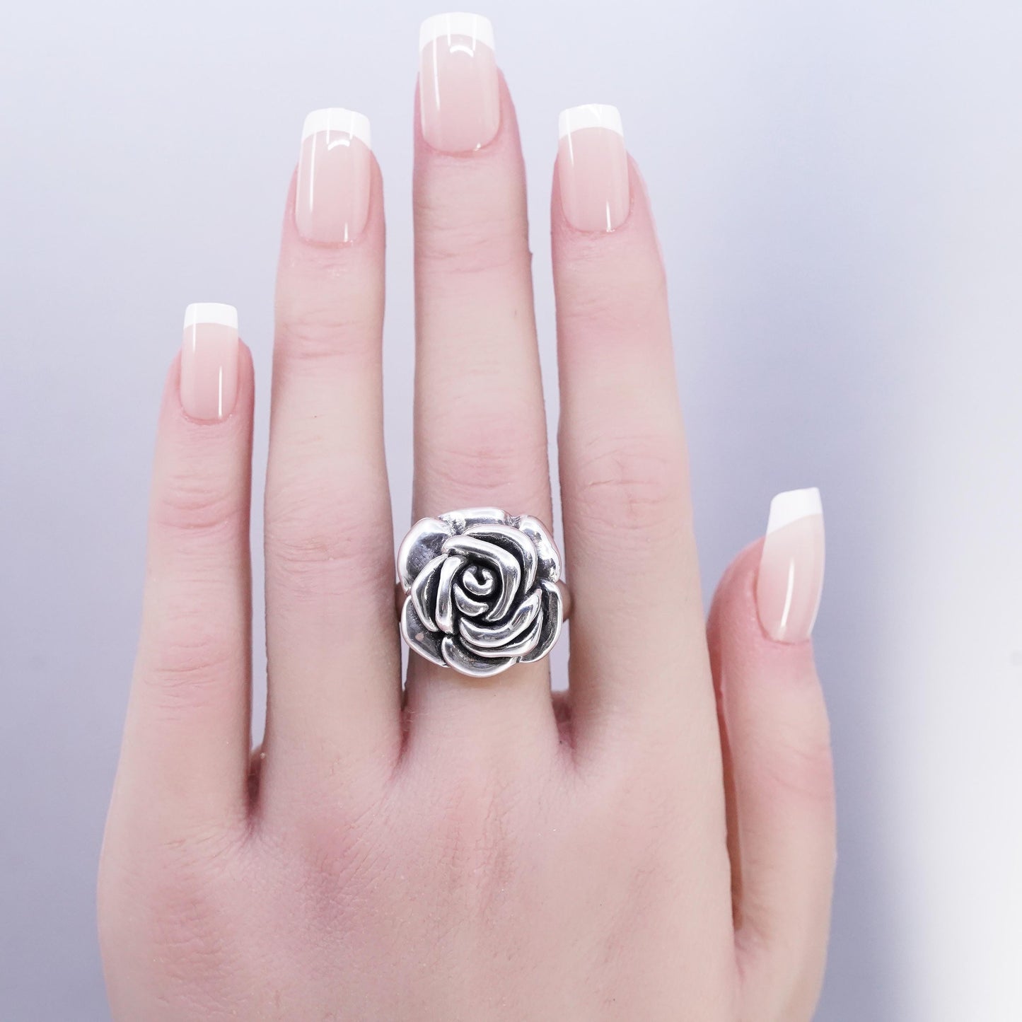 Size 6.5, Vintage Sterling 925 Silver Rose Bud Flower Band Ring