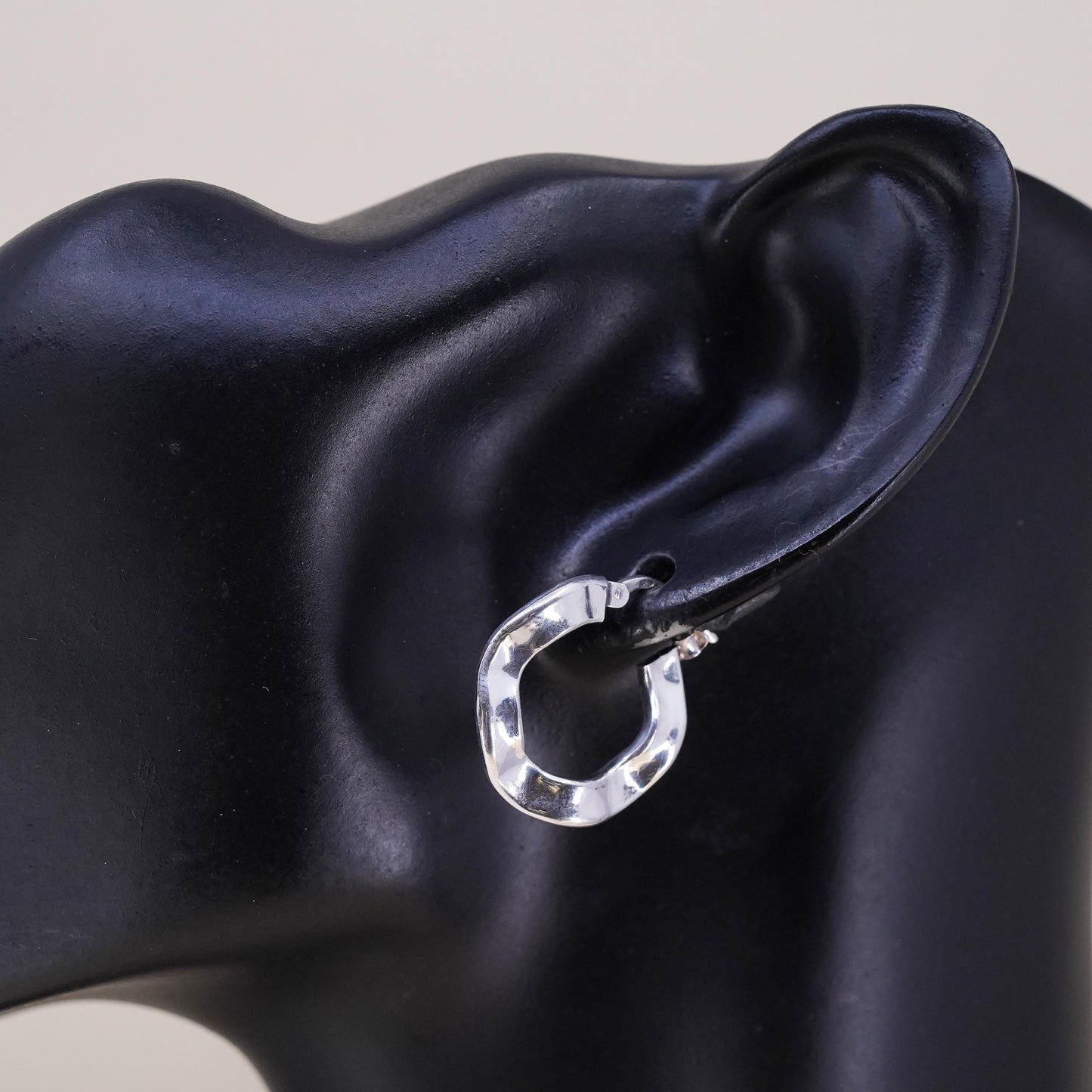 0.75", Vintage sterling silver loop single earring, fashion primitive hoop
