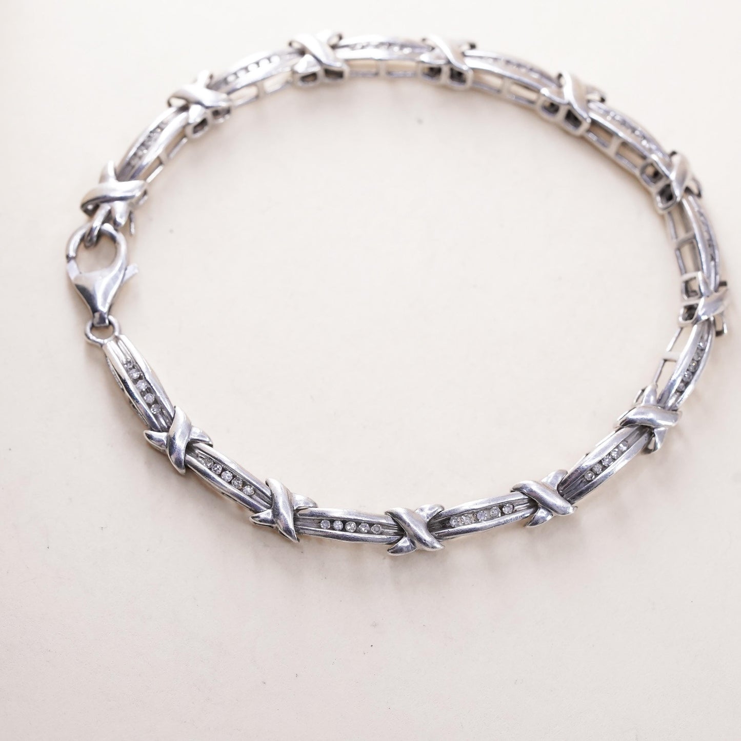 6.25", Vintage sterling 925 silver tennis bracelet with cluster diamond