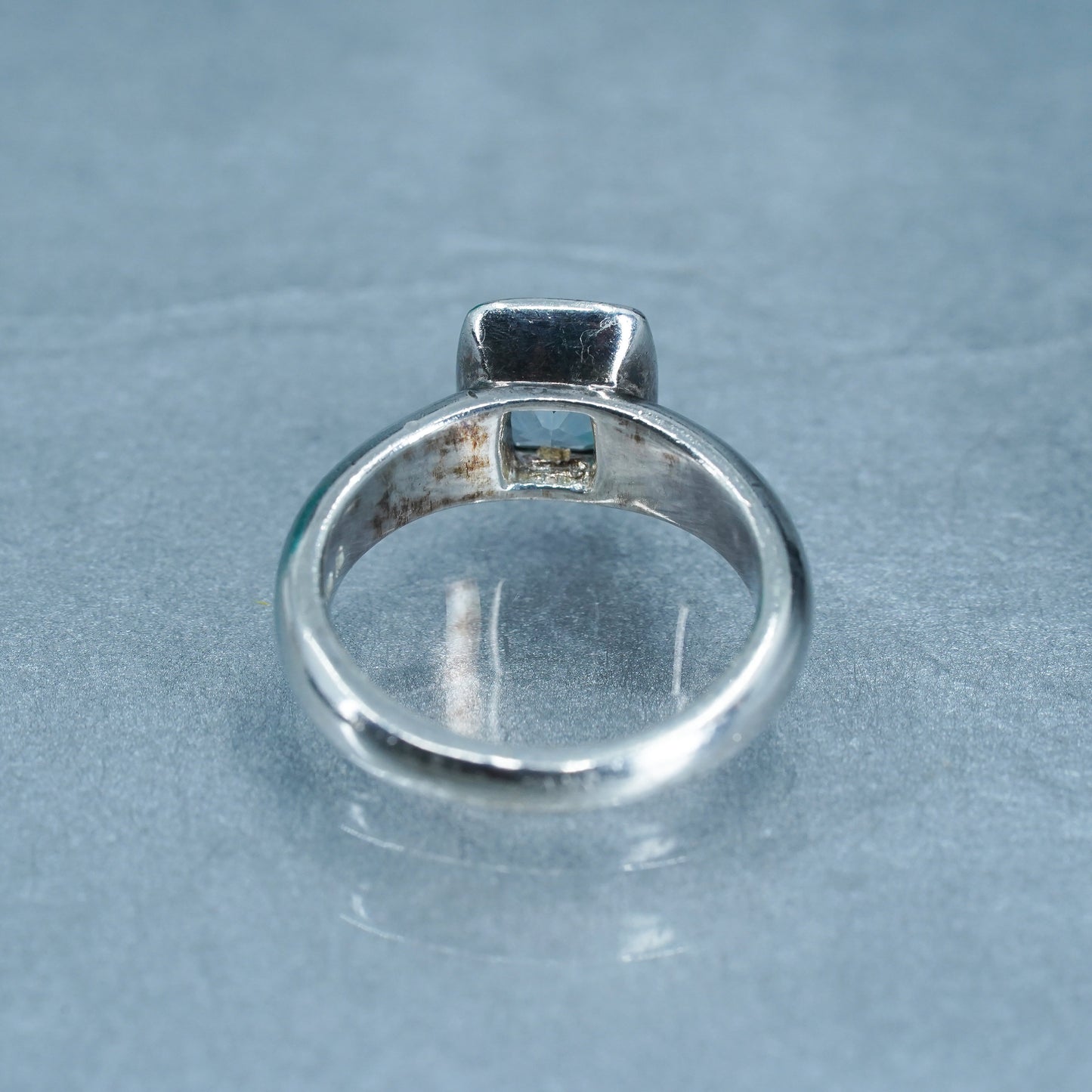 Size 7, vintage Sterling 925 silver handmade ring with blue topaz